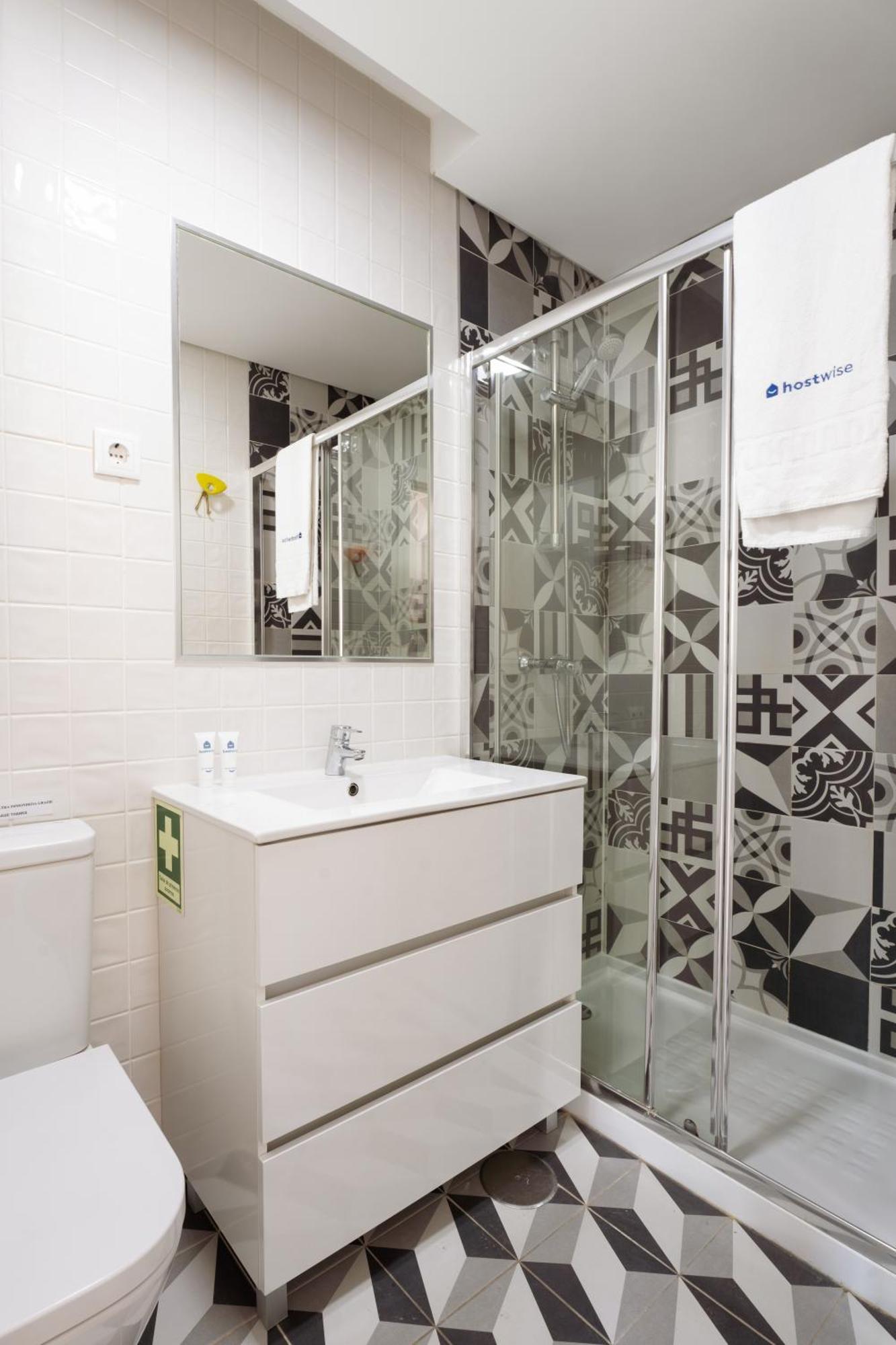Host Wise - Flat W Free Private Parking - Bright & Cozy Apartment Porto Exterior foto