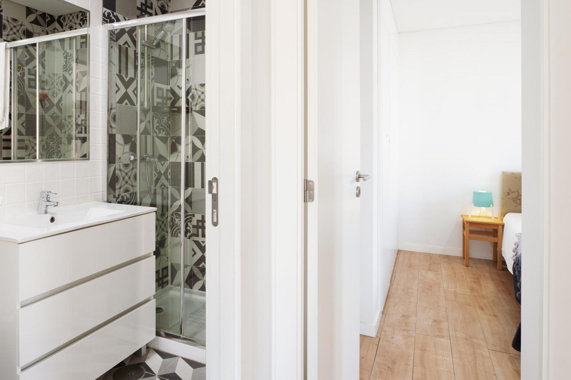 Host Wise - Flat W Free Private Parking - Bright & Cozy Apartment Porto Exterior foto