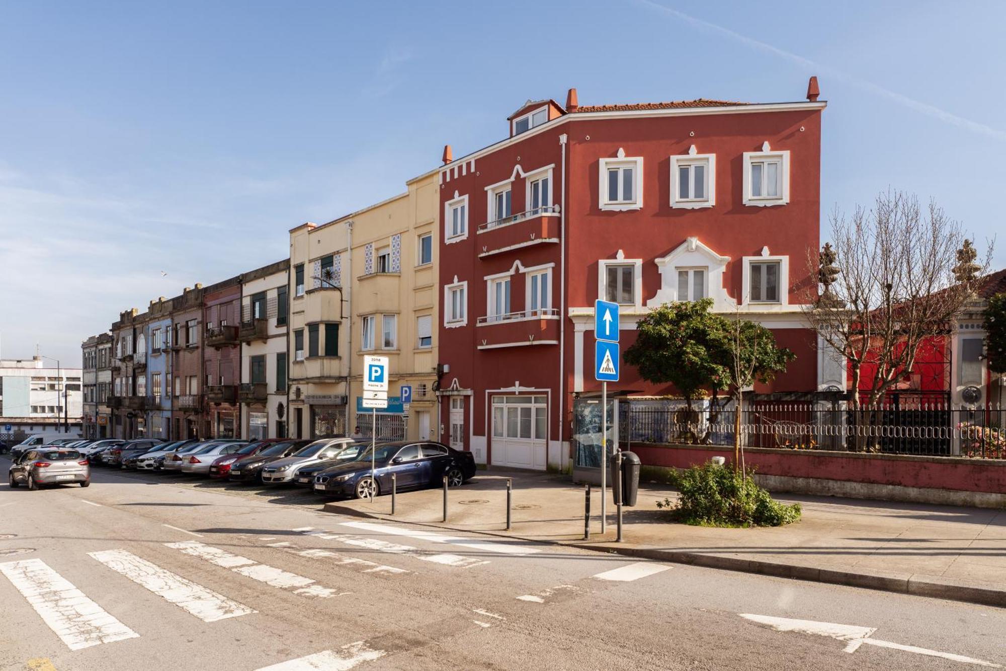 Host Wise - Flat W Free Private Parking - Bright & Cozy Apartment Porto Exterior foto